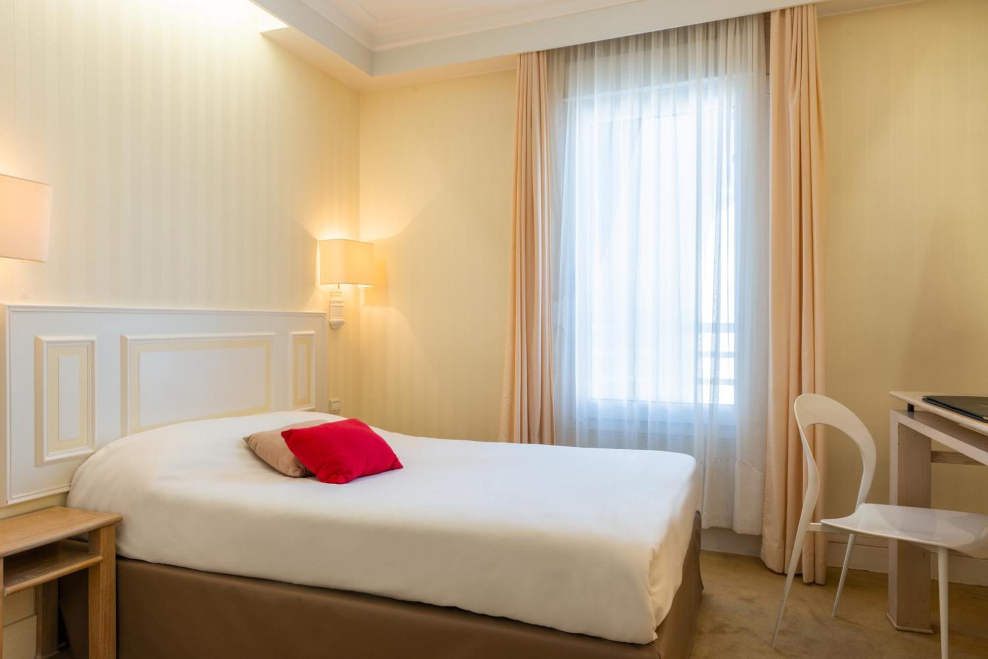 The Originals City, Hotel Chantecler, Ле-Ман Экстерьер фото
